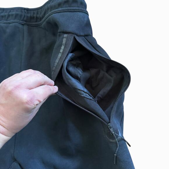 NIKE Men’s Shorts NSW Tech Fleece Triple Black Small S Activewear Gym Above Knee - Picture 11 of 13